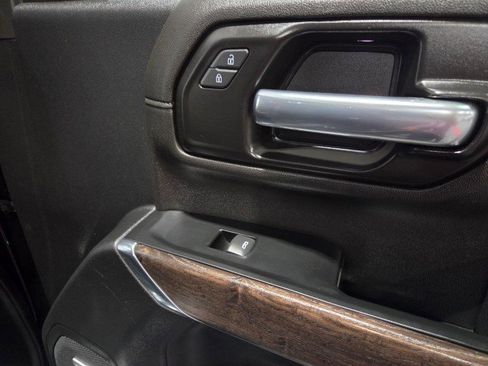 Used 2022 GMC Sierra 2500 Denali image 44