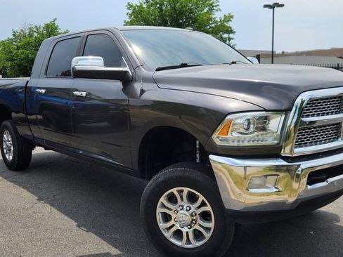 Used 2017 RAM 2500 Laramie w/ Convenience Group AWD/4WD image 1