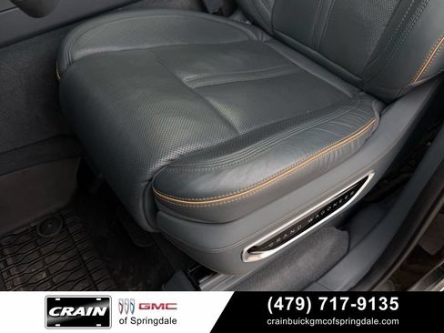 Used 2022 Jeep Grand Wagoneer Series II w/ Convenience Group III AWD/4WD image 25