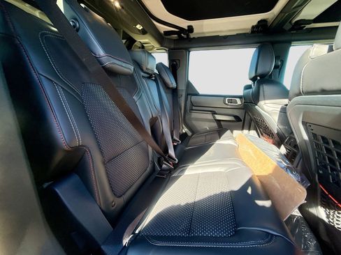 New 2025 Ford Bronco Raptor w/ Interior Carbon Fiber Pack image 29