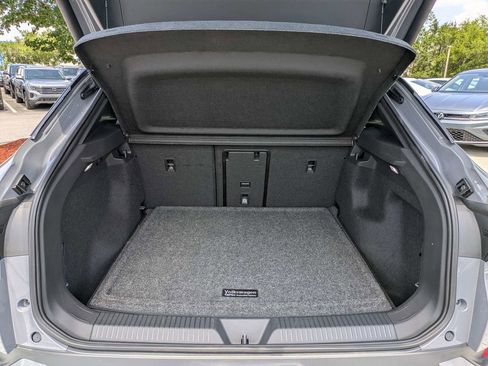 Used 2024 Volkswagen ID.4 S RWD image 13
