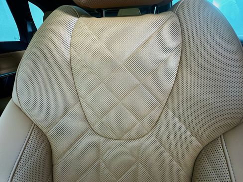 Used 2023 BMW X5 xDrive40i w/ Parking Assistance Package AWD/4WD image 39