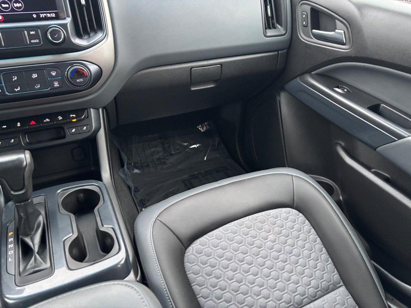 Used 2019 Chevrolet Colorado Z71 AWD/4WD image 17