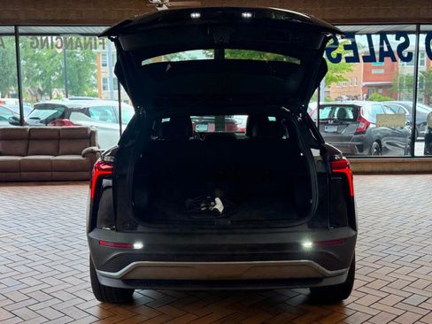 Used 2024 Chevrolet Blazer EV LT image 18