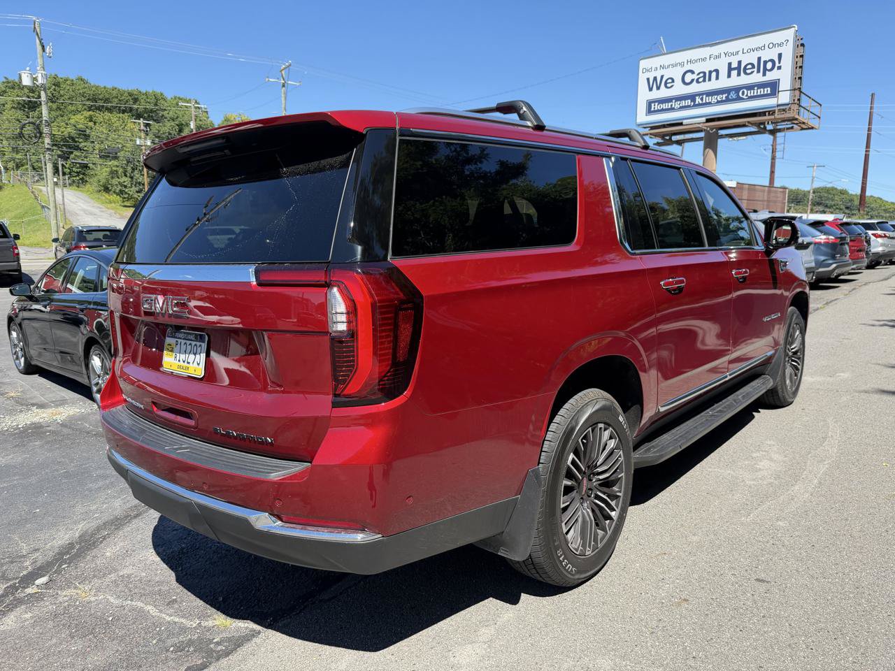 Used 2025 GMC Yukon XL Elevation w/ LPO, Elevation Black Package AWD/4WD image 4