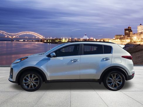 Used 2020 Kia Sportage S w/ S Premium Package image 2