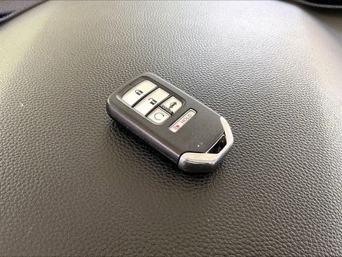 Used 2019 Honda Accord EX-L image 32