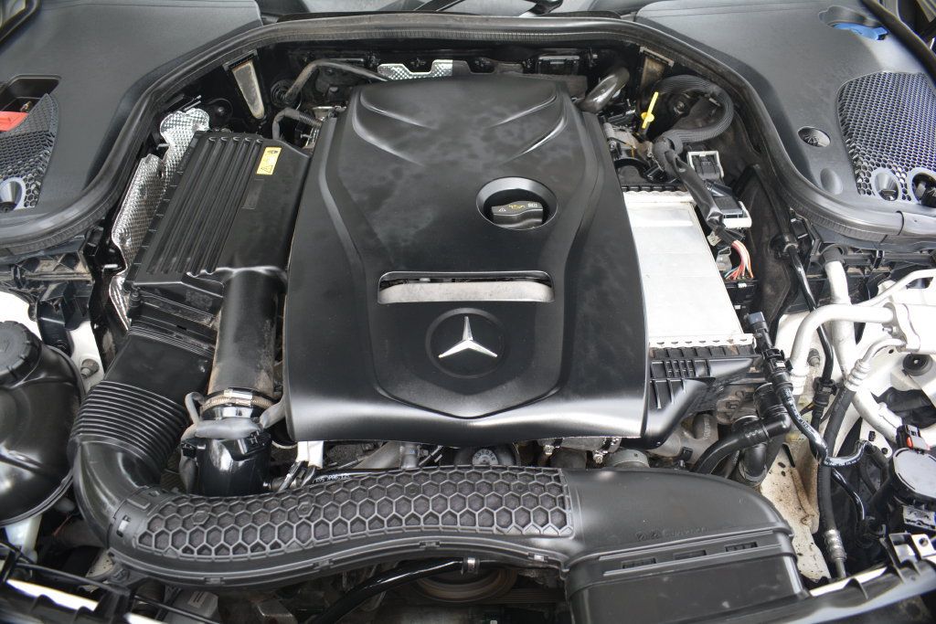 Used 2017 Mercedes-Benz E 300 4MATIC image 24