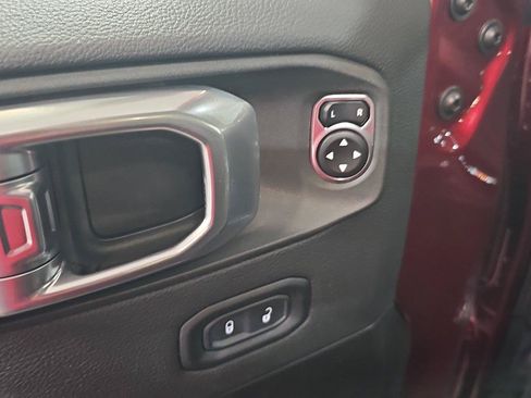 Used 2022 Jeep Gladiator Mojave w/ LED Lighting Group AWD/4WD image 24