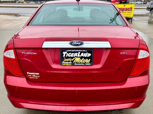 Used 2011 Ford Fusion SEL w/ 302A Rapid Spec Order Code image 6