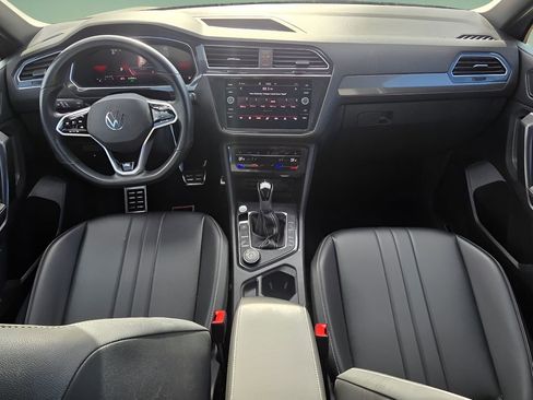 Used 2023 Volkswagen Tiguan SE R-Line image 27