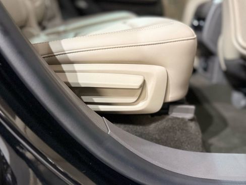 Used 2022 Lincoln Corsair Grand Touring image 53