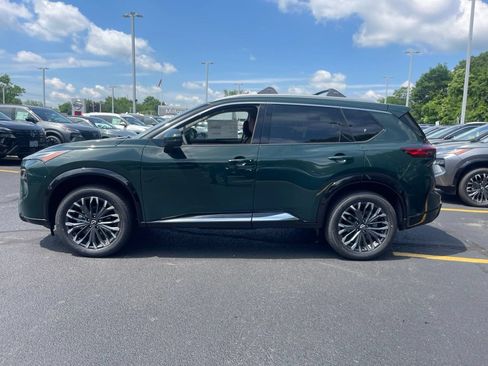 New 2026 Nissan Rogue Platinum AWD/4WD image 2