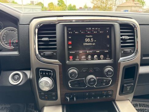 Used 2014 RAM 1500 Laramie w/ Convenience Group AWD/4WD image 20