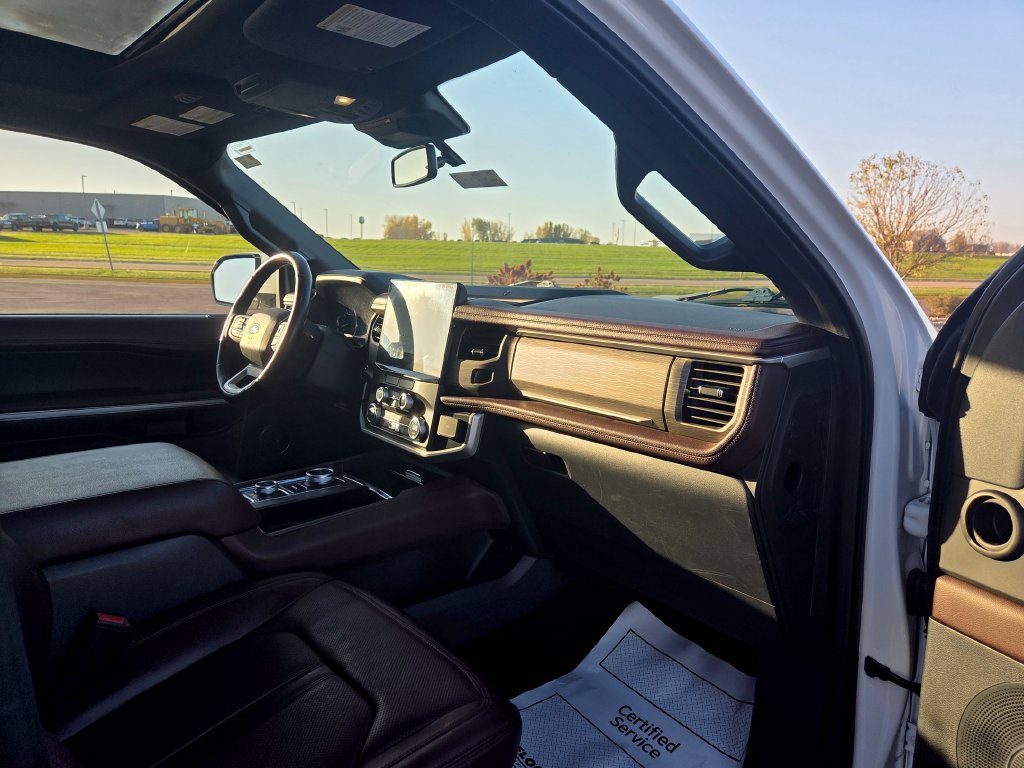 Used 2022 Ford Expedition Max Limited AWD/4WD image 28