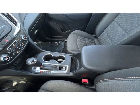 Certified 2018 Chevrolet Equinox LT AWD/4WD image 20