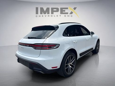 Used 2024 Porsche Macan AWD/4WD image 5