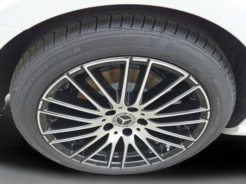 New 2026 Mercedes-Benz C 300 4MATIC Sedan image 14