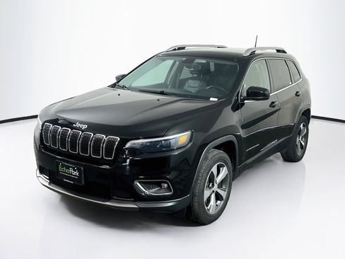 Used 2019 Jeep Cherokee Limited AWD/4WD image 3