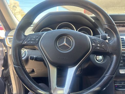 Used 2014 Mercedes-Benz E 350 Sedan image 14