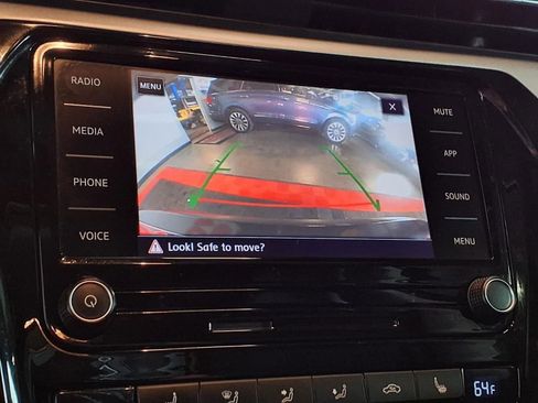 Used 2020 Volkswagen Passat 2.0T SE w/ Sunroof Package image 21