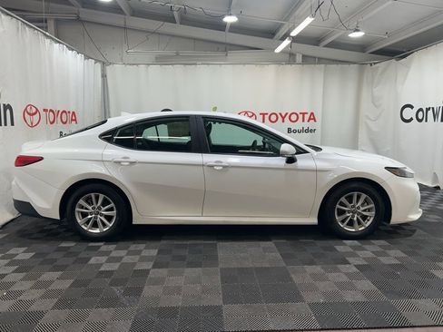 Used 2025 Toyota Camry LE image 8