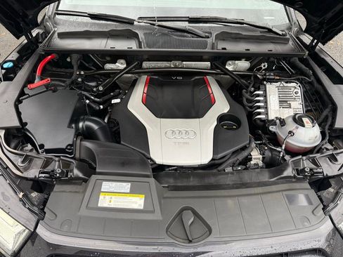 Used 2019 Audi SQ5 Premium Plus w/ Premium Plus Package image 7