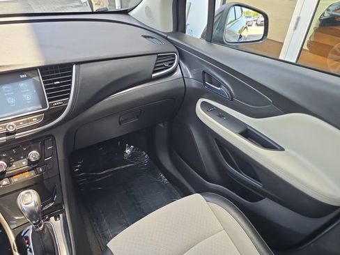 Certified 2020 Buick Encore Preferred FWD image 14