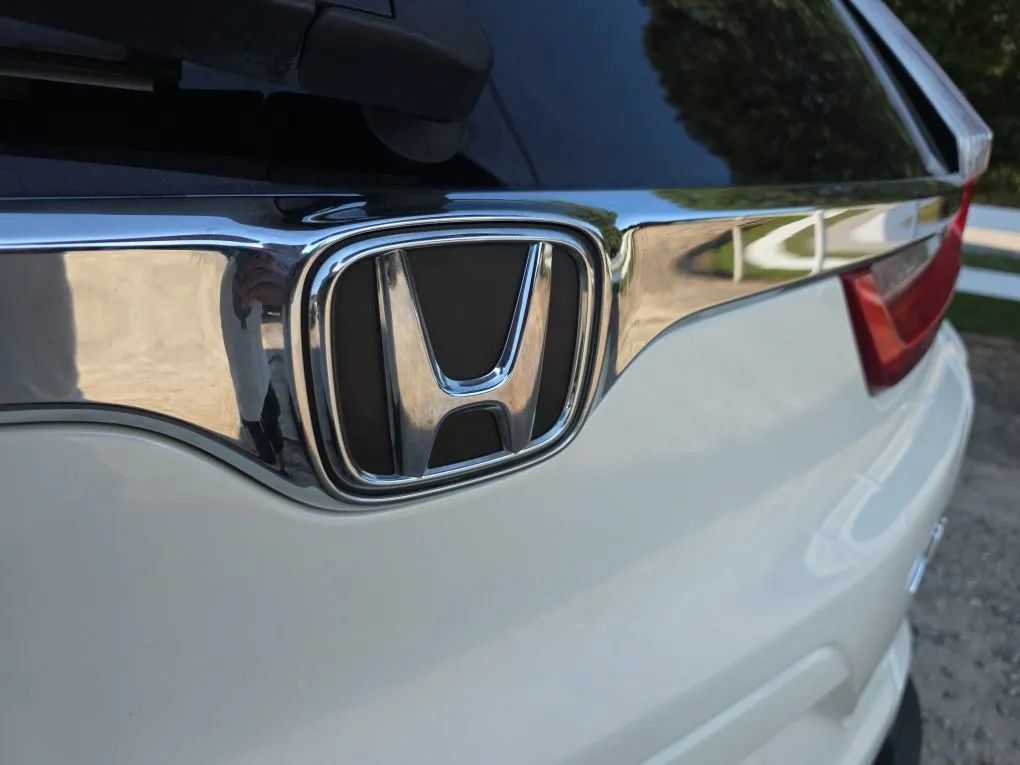 Used 2017 Honda CR-V EX-L image 10