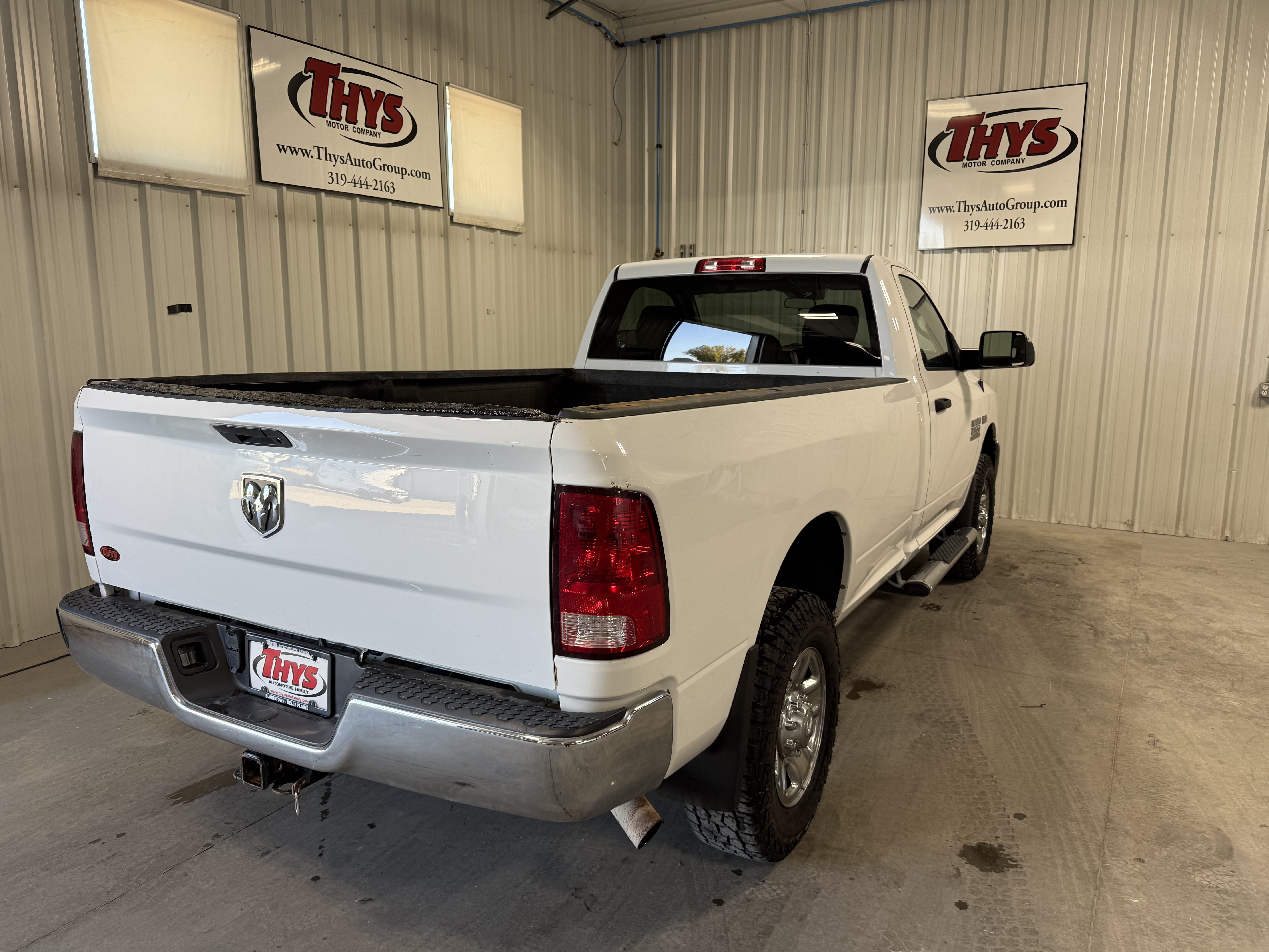 Used 2017 RAM 2500 Tradesman w/ Chrome Appearance Group AWD/4WD image 3