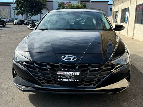 Used 2023 Hyundai Elantra Limited image 10