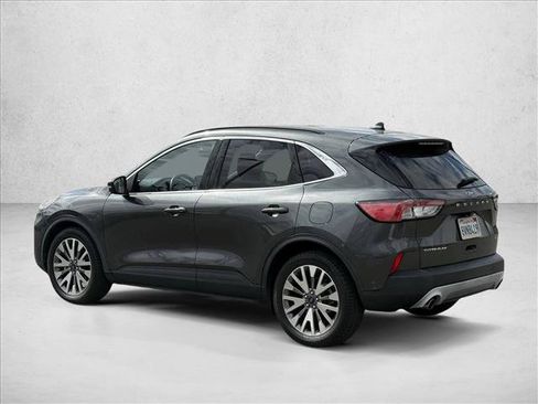 Used 2020 Ford Escape Titanium FWD image 7