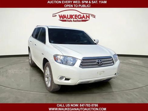 Used 2009 Toyota Highlander Limited w/ Extra Value Pkg 3 AWD/4WD image 3
