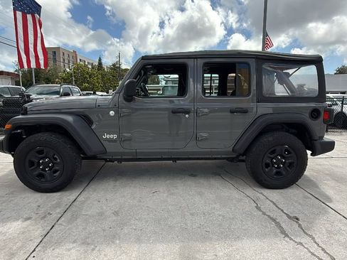 Used 2020 Jeep Wrangler Unlimited Sport image 11