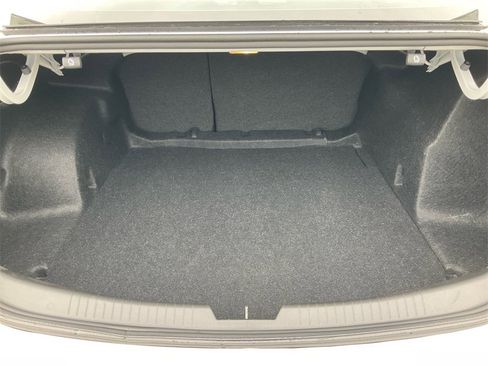 Used 2024 Chevrolet Malibu RS image 31