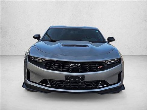 Used 2023 Chevrolet Camaro LT RWD image 2