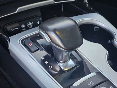 Used 2018 Kia Stinger GT2 AWD/4WD image 31
