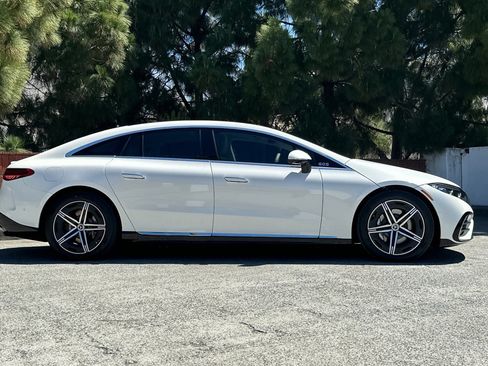 Certified 2023 Mercedes-Benz EQS 450+ 4MATIC Sedan image 4
