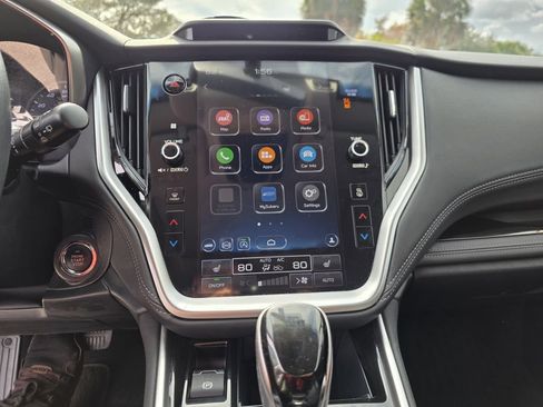 Certified 2022 Subaru Outback Limited image 21