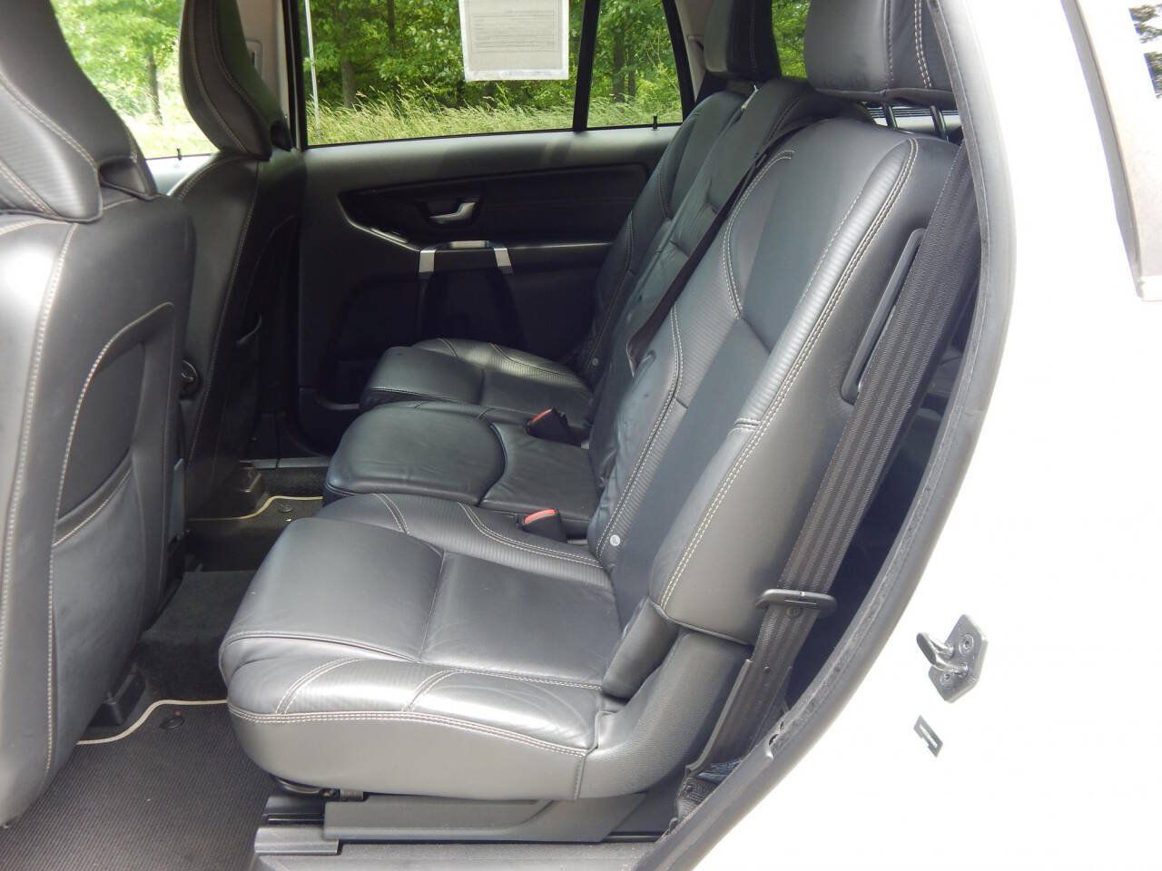 Used 2013 Volvo XC90 3.2 R-Design AWD/4WD image 11