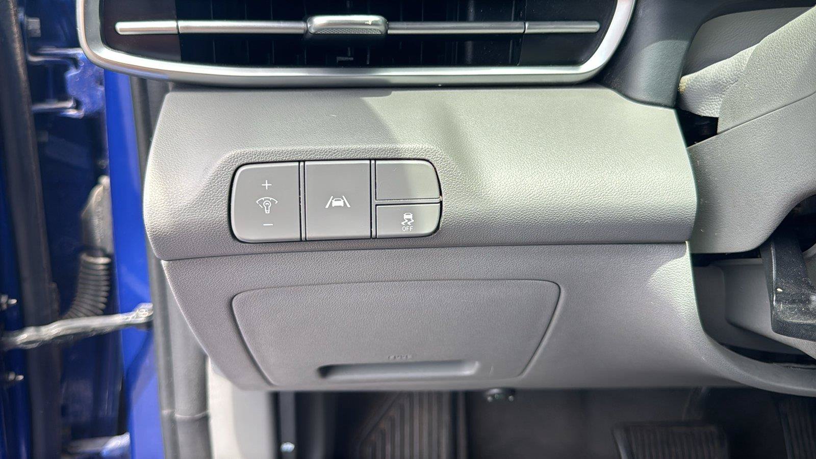 Used 2021 Hyundai Elantra SEL FWD image 9