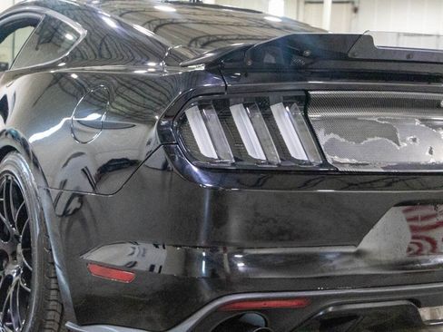Used 2015 Ford Mustang GT Premium RWD image 25