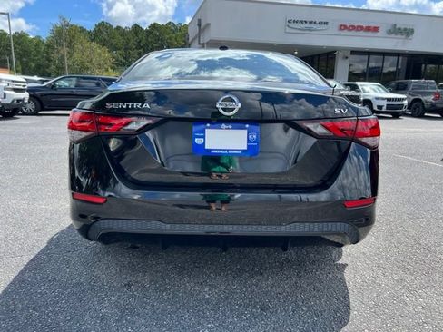 Used 2023 Nissan Sentra SV FWD image 5