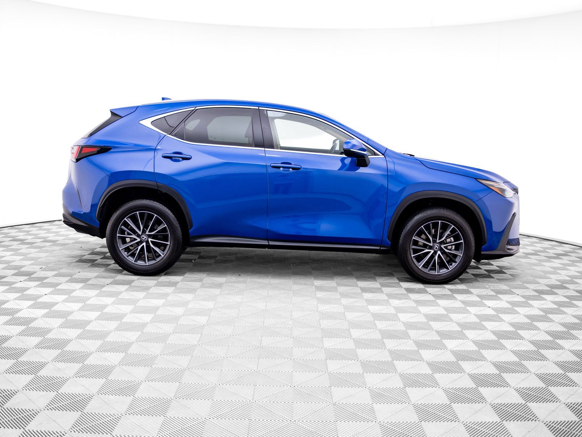 Used 2024 Lexus NX 350 AWD image 6