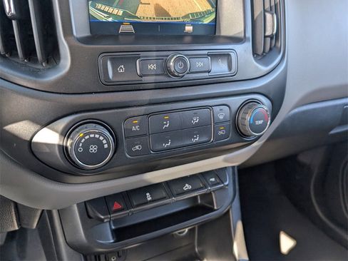 Used 2020 Chevrolet Colorado W/T w/ WT Convenience Package image 22