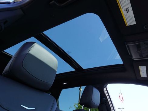 Certified 2025 Cadillac XT5 Premium Luxury image 13