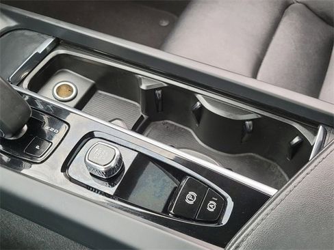 Used 2024 Volvo S60 B5 Core image 27