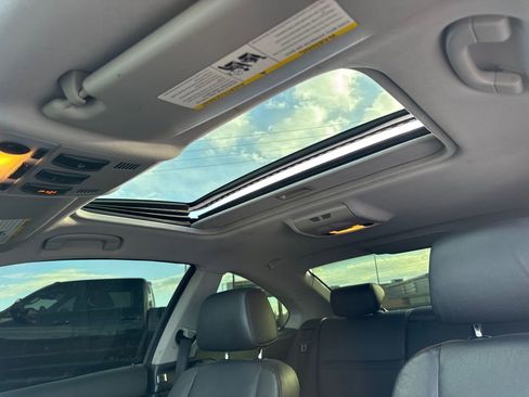 Used 2011 BMW 335i xDrive Coupe image 30