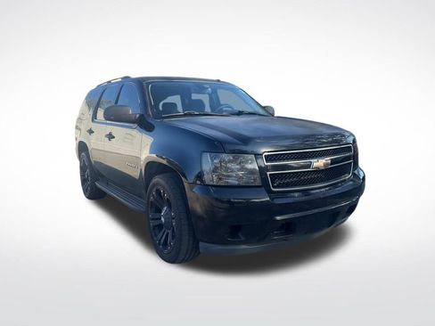 Used 2009 Chevrolet Tahoe LS w/ Convenience Package image 2