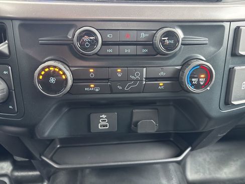 New 2025 Ford F150 XL w/ Equipment Group 103A High image 18